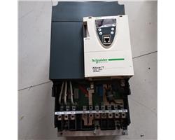 施耐德ATV71WD15N4变频器维修 欠压USF故障维修