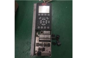 丹佛斯变频器MCD300系列报3故障维修