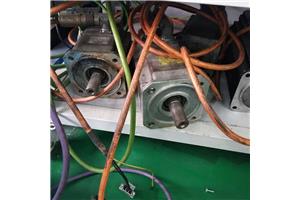 西门子伺服电机上电不运行1FL4033-0AF21-0AA0