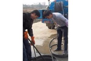 西山区各街道专业清理化粪池电话 西山区化粪池清理多少钱一车