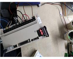 安川SGD7S伺服驱动器显示A.300故障河南郑州维修网