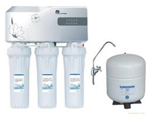 上海维修净水器水丽纯水机换滤芯安装移机服务公司