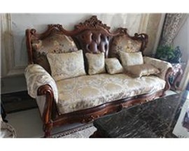 常熟沙發(fā)木架塌餡維修 皮沙發(fā)翻修 換海綿