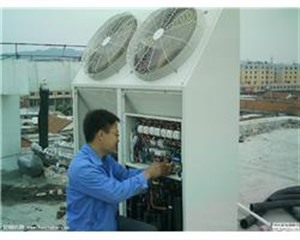 上海浦东金桥中央空调出风口清洗-空调深度清洗保养（空调维修
