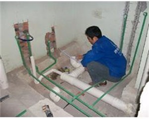 苏州吴中区水管接口处漏水铁下水管漏水维修铝塑管镀锌管改装