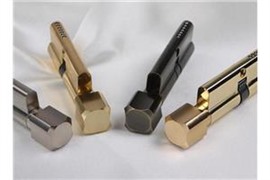 義烏哪里有換鎖的師傅，電話號碼多少？