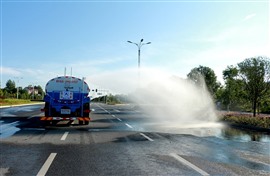 武漢東西湖附近灑水車出租“路面清洗”園淋灑水