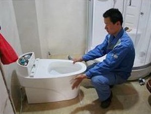南京建邺区奥体马桶漏水维修，马桶安装，水箱洁具更换