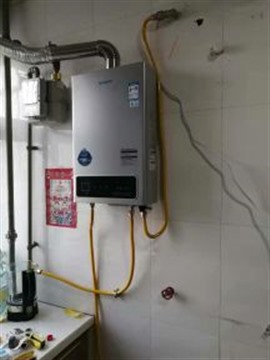 濟源阿里斯頓掛爐熱水器/24小時報修咨詢