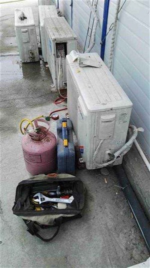 九龙坡空调加氟 维修中央空调安装清洗水机空调