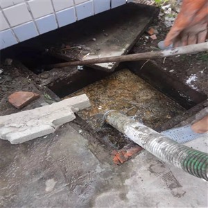郑场清理化粪池服务（全年无休）郑场清理污水池作业施工电话