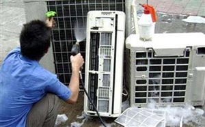 桂林市空调清洗桂林清洗空调电话桂林市全区清洗各种品牌空调