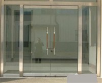 天河区玻璃门维修 维修玻璃门电话 玻璃门更换配件