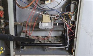 西安海迅達(dá)熱水器維修電話(24小時(shí)上門服務(wù))