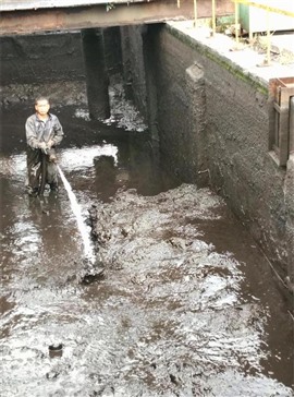 南京六合區(qū)工廠污水池清理及工業(yè)沉淀池清淤聯(lián)系電話