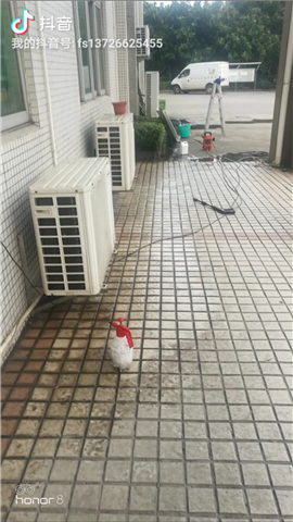 佛山市上門深度清洗室內(nèi)空調(diào)及維修保養(yǎng)