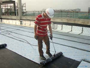 广州屋顶防水补漏｛本地20年防水品牌｝专修屋顶漏水