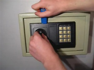 合肥維修保險柜統(tǒng)一報修電話，全合肥保險柜開鎖換鎖