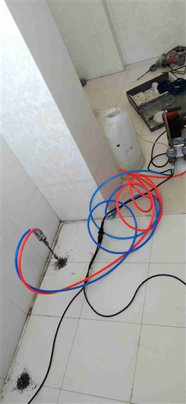 專業(yè)防水，衛(wèi)生間漏水維修免砸磚