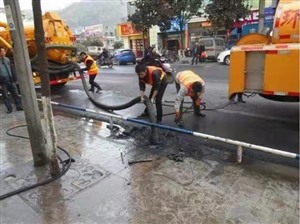 荆州市管道疏通汽车高压清洗抽粪池专业服务
