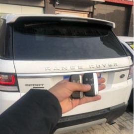 義烏配汽車鑰匙電話，后宅洪華遺安附近開鎖換鎖服務(wù)