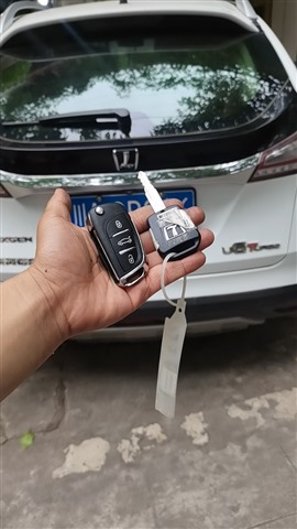 開換鎖，配汽車鑰匙