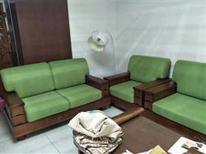 西安蓮湖區(qū)金金博士布藝沙發(fā)想翻新?lián)Q布、換皮聯(lián)系