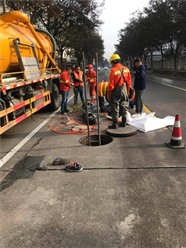 临沧州永德县市政管网清淤检测修复公司拥有专业设备及人员