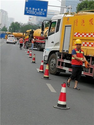 曲靖市马龙县市政工程公司拥有专业市政管道清淤检测修复施工团队