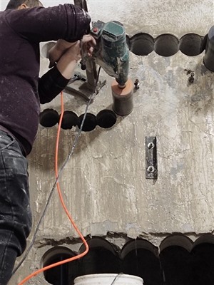 太原市专业打孔 水钻打眼 工程打孔 大理石打孔 捣墙捣地