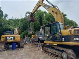 阿坝州卡特挖掘机维修服务站