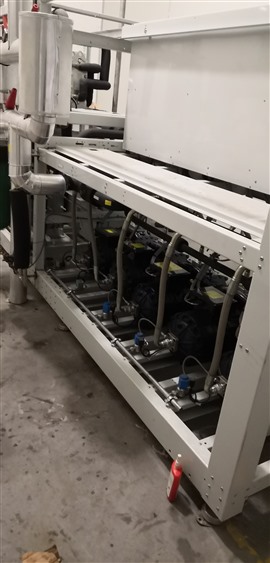 东西湖冷水机维修 冷水机换油保养 冷水机冷凝器清洗