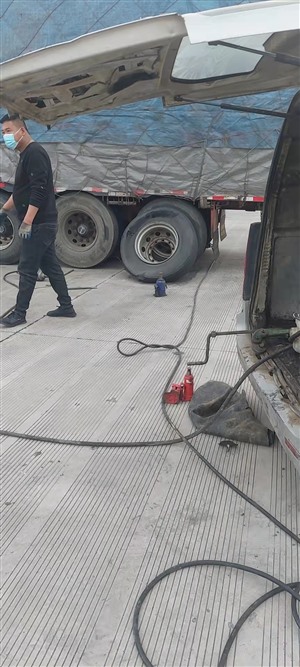 蔡甸货车补胎，武汉各区域流动补胎救援