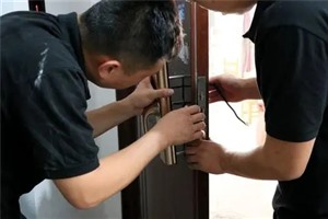 重庆市公安备案开锁公司 附近快速换锁指纹锁维修公司