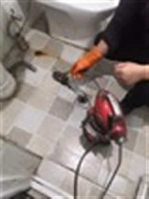 星沙疏通廁所師傅 從事下水道疏通工作多年
