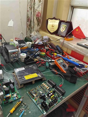 兰州挖掘机电脑板维修ecu电路板仪表盘维修