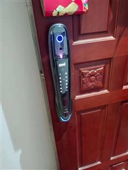 濟南修門電話 濟南修木門,破裂,木飾面板維修