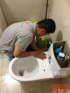 鄆城24小時服務(wù)，專業(yè)疏通馬桶，下水道等等。投不通不收費