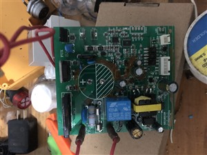 漳州市美的冰箱維修電話美的對開門冰箱維修熱線咨詢中心