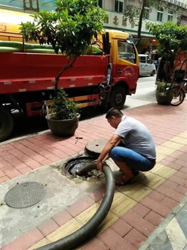 太原西宮抽污水-高壓清洗管道-抽化糞池電話