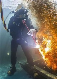 金华市水下打捞作业团队潜水员打捞基地中心公司