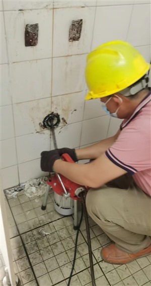 广州市南沙区24小时上门专业疏通管道厕所化粪池清理