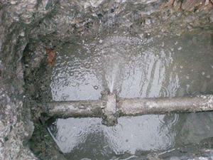 库尔勒市漏水检测暗管漏水维修采用进口仪器