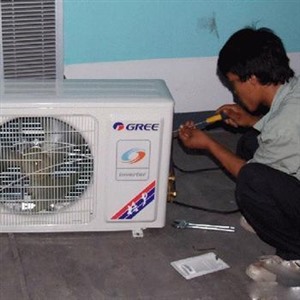 济南历下区空调维修加氟清洗 空调不制冷维修安装移机 加制冷剂