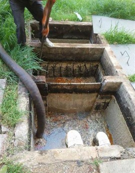 南京玄武区锁金村污水池清理 隔油池清理 化粪池清理抽粪
