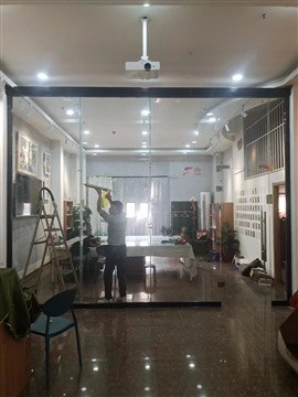 西安辦公室玻璃隔斷 隔斷墻 玻璃門安裝 上門測(cè)量定做