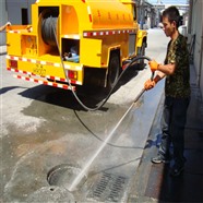 青岛胶南专业疏通下水道 胶南快速清理化粪池公司