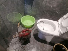 鄭州市，疏通馬桶，改各種管道