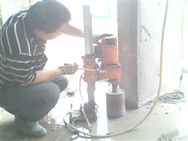 九江打孔師傅 熱水器打孔 樓板打孔 橫梁打孔 機(jī)器安裝打孔