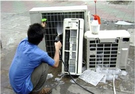 常熟专业维修各种品牌空调安装加液